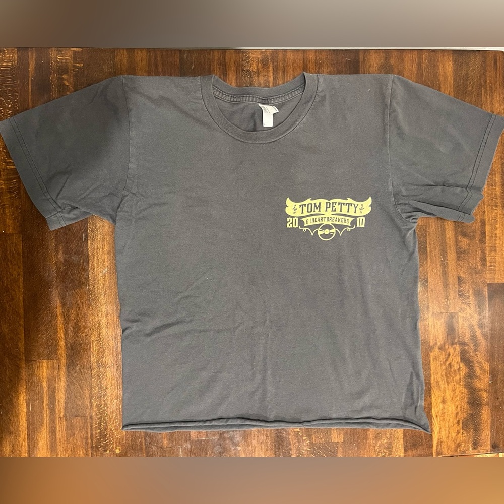 Tom Petty and the Heartbreakers 2010 Concert Tour shirt size S - Picture 2 of 5